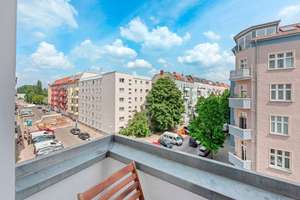 Provisionsfrei! Bezugsfreie 2,5-Zimmer Altbauwohnung mit Balkon im Laskerkiez – Corinthstraße  48, 10245 Friedrichshain, Berlin – Vorschaubild 3