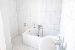 Helle 3-Zimmer-Wohnung in Leipzig-Engelsdorf mit Balkon und Stellplatz – Klingerstraße 24, 4319 Engelsdorf, Leipzig – Vorschaubild 7