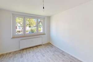 Lichterhellte 3-Raum-Wohnung mit Balkon – Augsburger Str. 7, 9126 Bernsdorf, Chemnitz – Vorschaubild 5