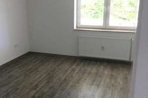 Großzügige 4-Zimmer Wohnung im EG mit Balkon zu vermieten – Kranichstr. 9, 33607 Mitte, Bielefeld – Vorschaubild 3