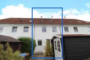 Charmantes Reihenmittelhaus mit Terrasse und ausgebautem Dachgeschoss – Die vollständige Adresse der Immobilie erhältst du vom Anbieter., 23556 Sankt Lorenz Nord, Lübeck – Vorschaubild 2