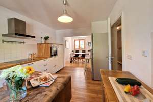 Ansprechendes 6-Zimmer-Einfamilienhaus in Altperlach mit EBK, Terrasse, Balkon, Garten – 81737 Altperlach, München – Vorschaubild 7