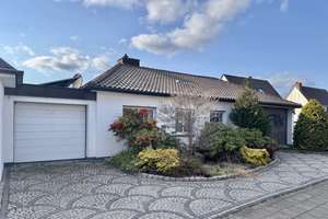 Attraktiver Bungalow in Kaarster Bestlage !