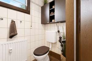 Exklusiver Bungalow mit Einliegerwohnung, Pool und vielseitigen Nutzungsmöglichkeiten – Die vollständige Adresse der Immobilie erhältst du vom Anbieter., 96123 Litzendorf – Vorschaubild 19