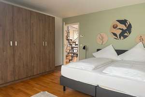 JETZT *Paul & Partner* TRAUMHAFTE ALTBAUWOHNUNG STEHT LEER! DIREKT BEZUGSBEREIT! 220 – Die vollständige Adresse der Immobilie erhältst du vom Anbieter., 81677 Steinhausen, München – Vorschaubild 6