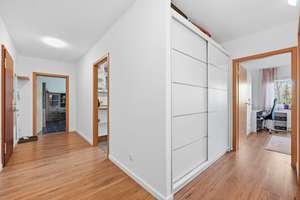 Sofort einziehen! 3-Zimmer Hochparterrewohnung mit Balkon und TG-Stellplatz in zentraler Lage Porz – Die vollständige Adresse der Immobilie erhältst du vom Anbieter., 51143 Porz (Ortsteil), Köln – Vorschaubild 10