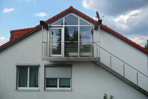 Helles 2-Zimmer Dachstudio mit Balkon in Schwaig – Brahmsstrasse 13, 90571 Schwaig bei Nürnberg – Vorschaubild 3