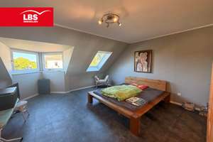Großzügige 5-Zimmer-Wohnung über drei Ebenen mit Balkon,Garage + Stellplatz – 44229 Bittermark, Dortmund – Vorschaubild 8