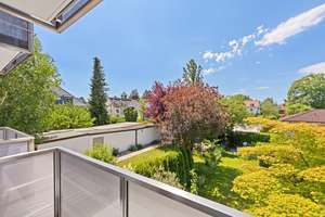LICHTDURCHFLUTET, MODERN, ENTSPANNT - Luxuriöse Doppelhaushälfte - (Energieeffizienz A+) – Heilwigstr. 7, 81825 Waldtrudering, München – Vorschaubild 24