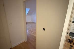 Helle 3-Zimmer Dachgeschosswohnung in Hamburg-Altona-Nord – Alsenplatz 3, 22769 Altona-Nord, Hamburg – Vorschaubild 11