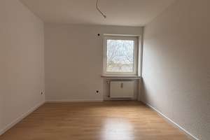 Helle 4-Zimmer-Wohnung mit Südost-Balkon & Garage – Die vollständige Adresse der Immobilie erhältst du vom Anbieter., 90473 Langwasser Südost, Nürnberg – Vorschaubild 5