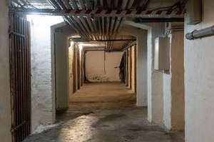 Unsanierte 72 m² DG-Altbauwohnung mit 150 m² Dachrohling zum Ausbau am Steinplatz / Südvorstadt – 4275 Südvorstadt, Leipzig – Vorschaubild 23