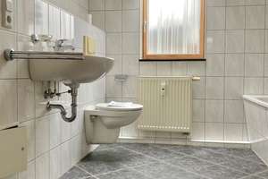 Charmante Kaßberg-Wohnung mit Loggia und wunderschönen Ausblick !! – Eulitzstraße 16, 9112 Kaßberg, Chemnitz – Vorschaubild 7