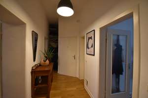 Altbau-Liebe! Charmante 3-Zimmer-Wohnung mit EBK & Balkon – Elisabethstraße 45, 40217 Unterbilk, Düsseldorf – Vorschaubild 3