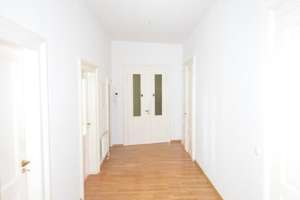 Denkmalgeschützter Altbau - 3-Zimmerwohnung mit Balkon, neuer EBK und Parkett !  – Lampestraße 12, 4107 Zentrum-Süd, Leipzig – Vorschaubild 7