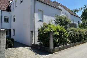 Charmante 1,5-Zimmer Dachgeschosswohnung in Augsburg-Kriegshaber – Die vollständige Adresse der Immobilie erhältst du vom Anbieter., 86156 Kriegshaber, Augsburg – Vorschaubild 4