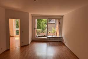 Zentral gelegene 3,5-Zimmer-Wohnung mit Balkon und grünem Ausblick – Robert-Koch-Straße 31, 45879 Altstadt, Gelsenkirchen – Vorschaubild 28
