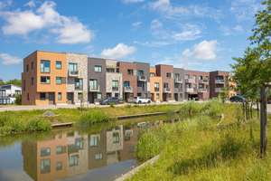 Hochwertiges Townhouse mit Dachterasse und Wasserblick – Die vollständige Adresse der Immobilie erhältst du vom Anbieter., 22045 Jenfeld, Hamburg – Vorschaubild 2