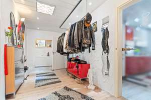 HARTHAUSEN ROCKT! Freistehendes Haus hochwertig saniert 9 Zi, 2 WE, Dachterrasse, 3 Gara. SEHENSWERT – Die vollständige Adresse der Immobilie erhältst du vom Anbieter., 72474 Winterlingen – Vorschaubild 14