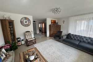 TOP LAGE*Großzügiges Bungalow mit ELW und großem Garten* – Rems-Murr-Kreis – Vorschaubild 4