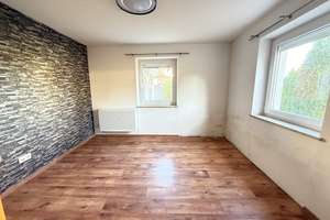 Vielseitig renoviertes Einfamilienhaus mit großem Nebengebäude und Garage. – Die vollständige Adresse der Immobilie erhältst du vom Anbieter., 91207 Lauf an der Pegnitz – Vorschaubild 6