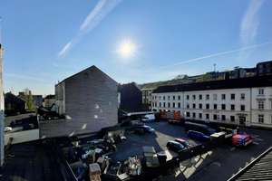 Geräumige 3-Zimmer-Wohnung im Dachgeschoss mit EBK... – Oskarstraße 6, 42283 Barmen, Wuppertal – Vorschaubild 9
