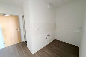 Azubis & Studenten aufgepasst: Die erste eigene Wohnung wartet auf Euch! – Michelangelostr. 2, 1217 Räcknitz/Zschertnitz, Dresden – Vorschaubild 5