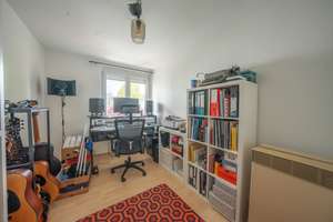 Schöne 3-Zi-Whg. mit Balkon und Stellplatz, zentral in Ludwigsburg – Die vollständige Adresse der Immobilie erhältst du vom Anbieter., 71634 Eglosheim, Ludwigsburg – Vorschaubild 4