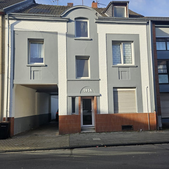 Frechen- zentrale Lage -Mehrfamilienhaus mit 3 Einheiten