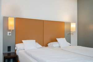 3. Möbliertes Apartment - Zentral und luxuriös Gemütliches Apartment Typ 3 – Charlottenstraße 60, 40210 Stadtmitte, Düsseldorf – Vorschaubild 3