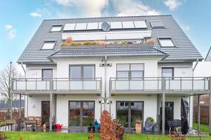 Neuwertige Maisonette-Wohnung mit drei Zimmern und Balkon in Heepen