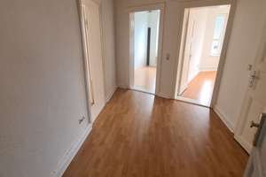 Drei-Zimmer-Wohnung mit hübschen Erker im 3. Stock – Kaiserstraße 83, 24143 Gaarden-Ost, Kiel – Vorschaubild 7