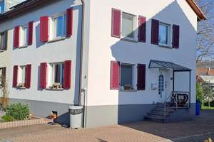 Wohnen in ruhiger und zentraler Lage - Haus mit Traumgarten und PV-Anlage und Doppelgarage – Die vollständige Adresse der Immobilie erhältst du vom Anbieter., 79576 Weil am Rhein – Vorschaubild 1
