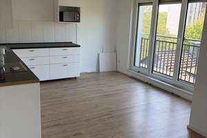 Helle 3-Zimmer Wohnung im 4. OG mit Balkon in Köln-Ostheim