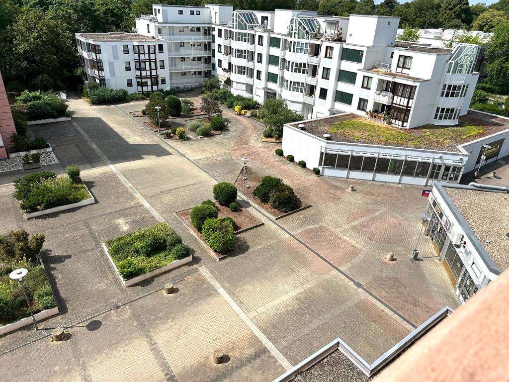 Immobilie in Kornwestheim - +++ APPARTEMENT +++ BALKON+++ AUSBLICK++ TG++ - Bild 3