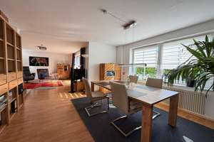 Exklusives Zweifamilienhaus beim Englischen Garten mit vielen Modernisierungen, Balkon & Garage  – Die vollständige Adresse der Immobilie erhältst du vom Anbieter., 86633 Neuburg an der Donau – Vorschaubild 2