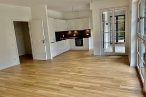 Erstbezug: Schöne 4-Zimmer-Wohnung mit EBK, Balkon und Loggia und 3 Bädern in Uhlenhorst, Hamburg