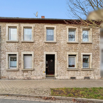 Denkmalschutz! 3 Wohneinheiten als entwickelbare Kapitalanlage in Königslutter am Elm