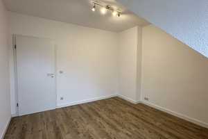 Schöne 3 Zimmer Maisonette-Wohnung auf der Pionierstraße - – Pionierstr. 42, 40215 Düsseldorf – Vorschaubild 4