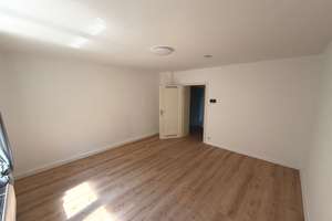 Renoviert! 1-Zimmer-Erdgeschosswohnung in Wuppertal (Nordstadt) – Hombüchel 48, 42105 Elberfeld, Wuppertal – Vorschaubild 2