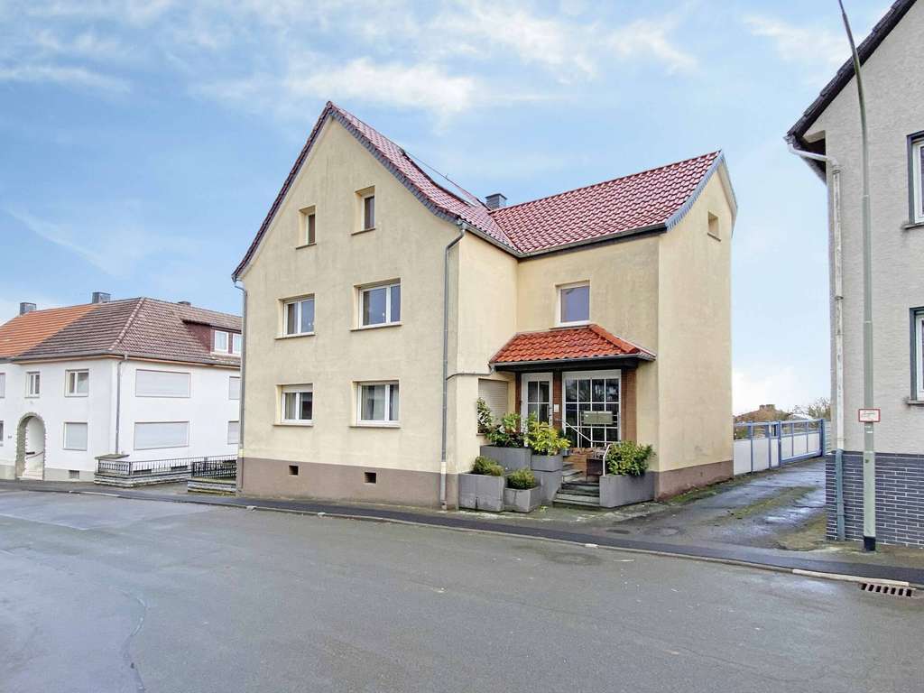 Immobilie in Pohlheim - Elegantes Anwesen mit großzügigem Wohnkonzept - Bild 1