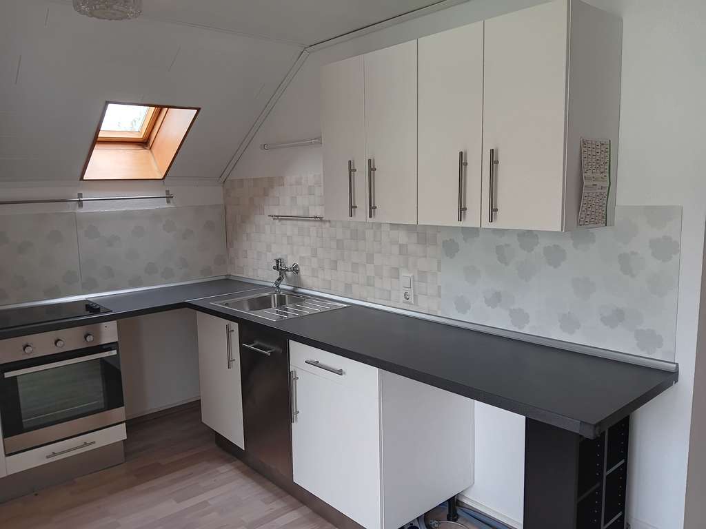 Immobilie in Bad Dürrheim - Gemütliche 2-Zimmer-Dachgeschoßwohnung in sehr ruhiger Lage in der Kurstadt Bad Dürrheim - Bild 1