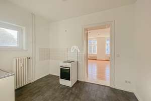 KLASSISCH SCHÖNE UND GEPFLEGTE ALTBAUWOHNUNG MIT TOLLEM BLICK! RUHIG GELEGEN & HELL! PROVISIONSFREI! – Wilsnacker Straße 63, 10559 Moabit, Berlin – Vorschaubild 8