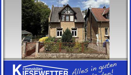 Bild von Viel Platz zum kleinen Preis: Renovierungsbedürftiges Zweifamilienhaus in ruhiger Lage