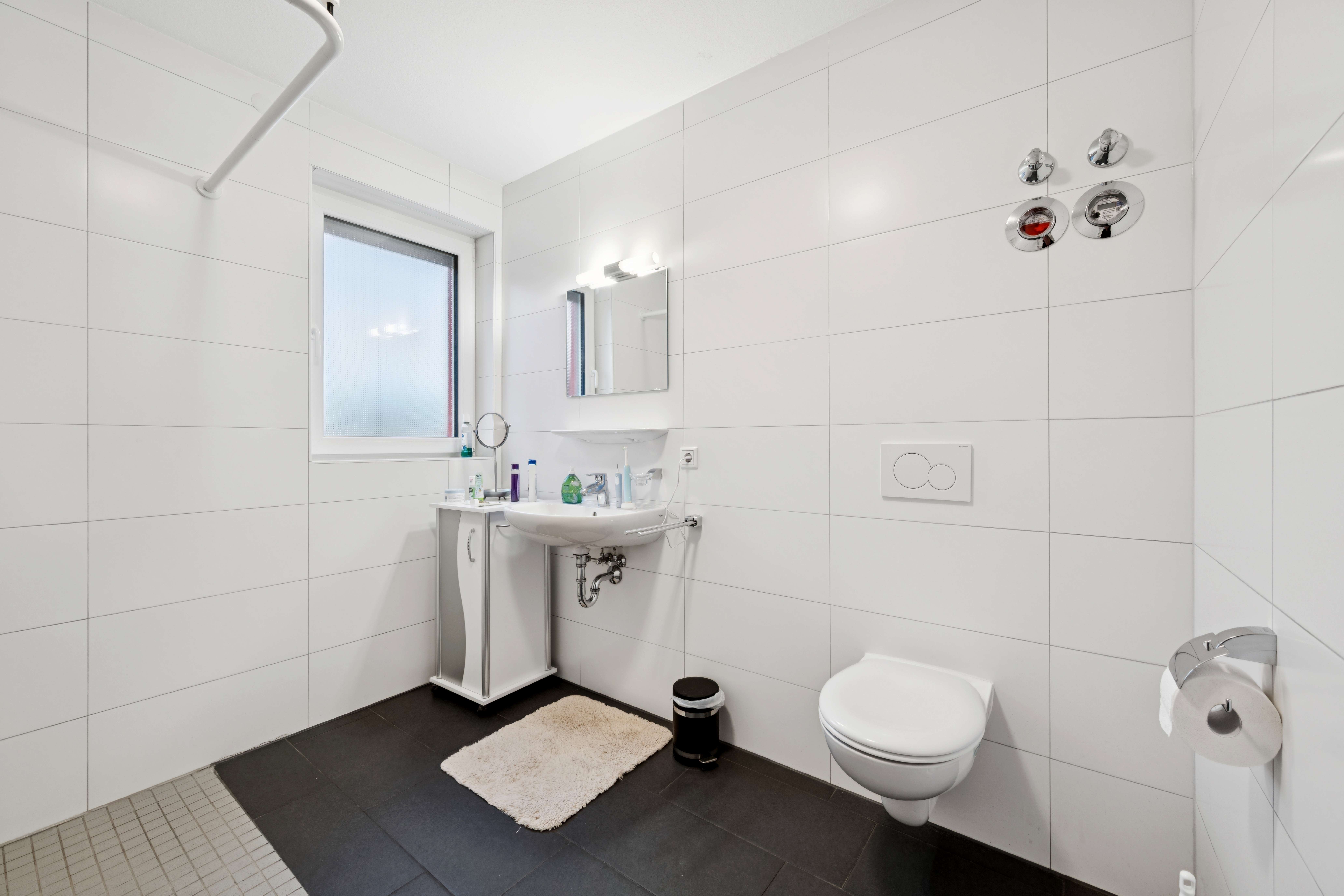 Immobilie in Amstetten - Industriestraße 39, 73340 Amstetten-Dorf - Bild 1