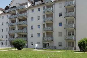 Kleine Single-Bude mit Balkon – Bernsdorfer Straße 186b, 9126 Bernsdorf, Chemnitz – Vorschaubild 2