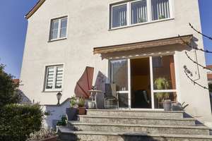 Wohnen mit Komfort: Garten, Terrasse und zwei Garagen – Die vollständige Adresse der Immobilie erhältst du vom Anbieter., 72458 Albstadt – Vorschaubild 17