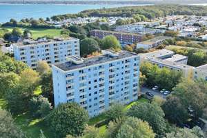 Freie Wohnung mit Renovierungsbedarf in Schilksee