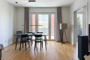 RESERVIERT Neuwertige, moderne 2-Zimmer-Wohnung mit Balkon und Fahrstuhl – Die vollständige Adresse der Immobilie erhältst du vom Anbieter., 22455 Niendorf, Hamburg – Vorschaubild 2