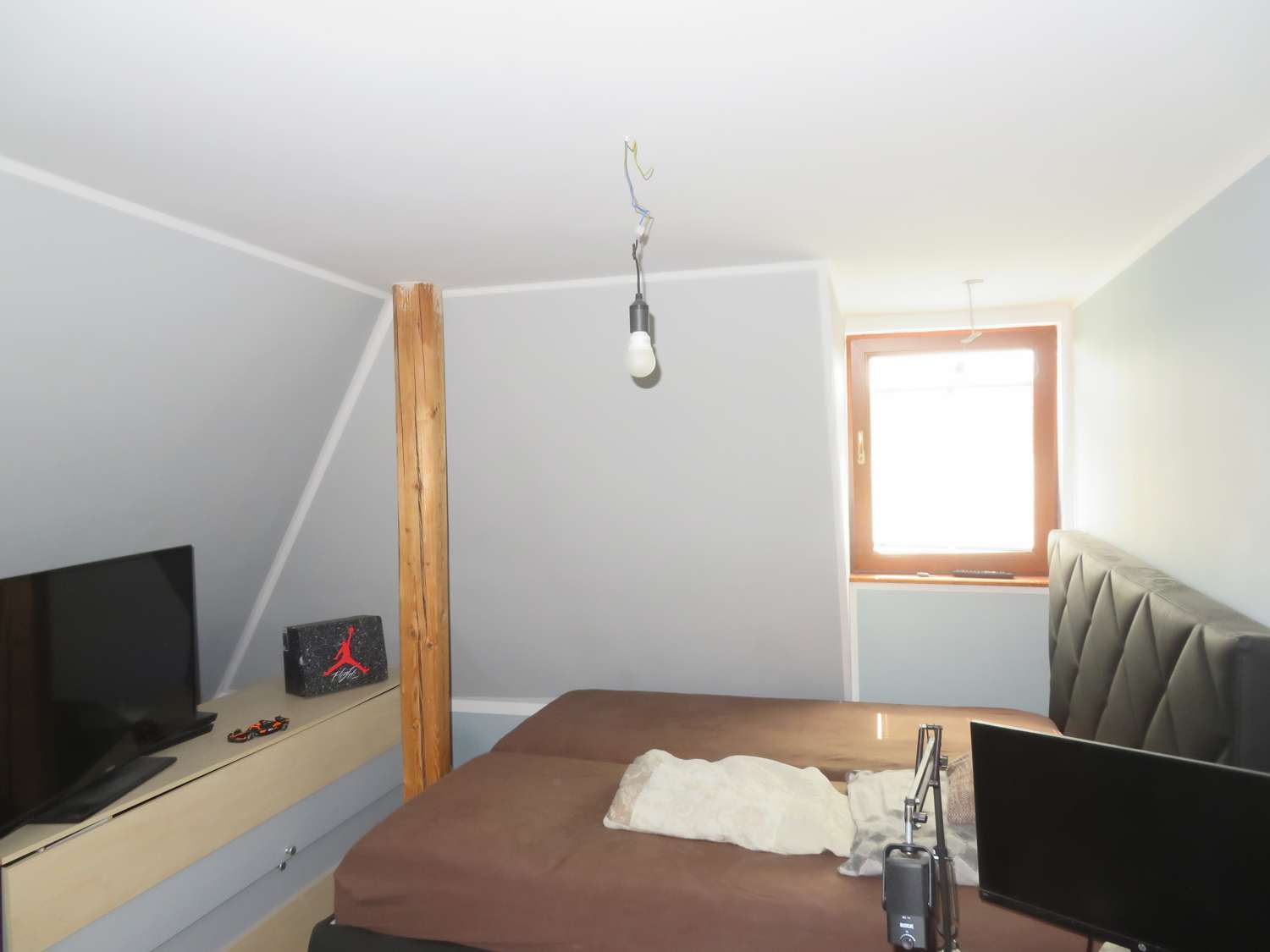 Immobilie in Lindhorst - *Lindhorst* großzügiges EFH mit ausbaubarem Anbau u. 1234 m² Grdst. - Bild 3